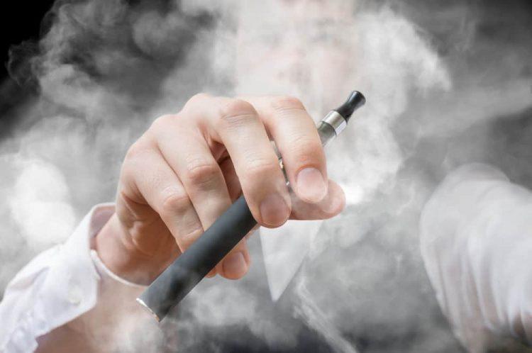 Hút vape có hị không? 8 tác hại của thuốc lá điện tử