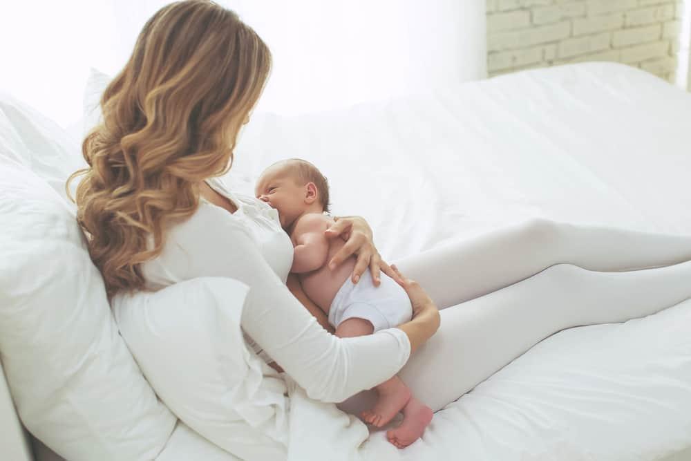 Lợi ích của việc nuôi con bằng sữa mẹ ai cũng nên đọc một lần
