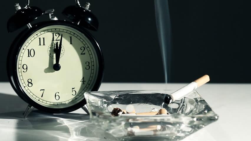 Giải mã cơn thèm thuốc năm phút