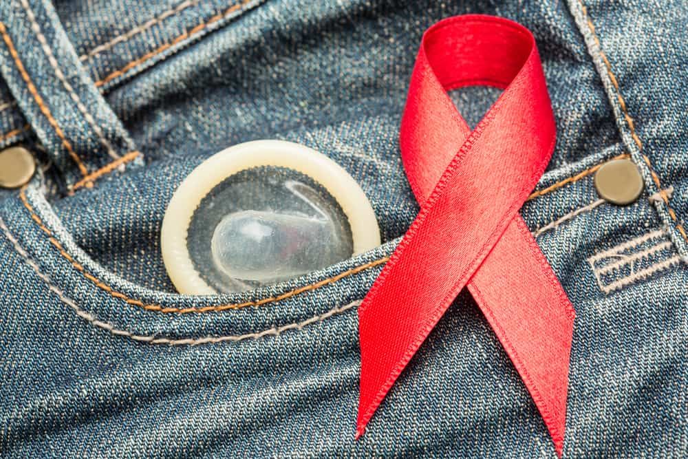 lam-the-nao-de-biet-minh-nhiem-hiv-va-cach-phong-ngua