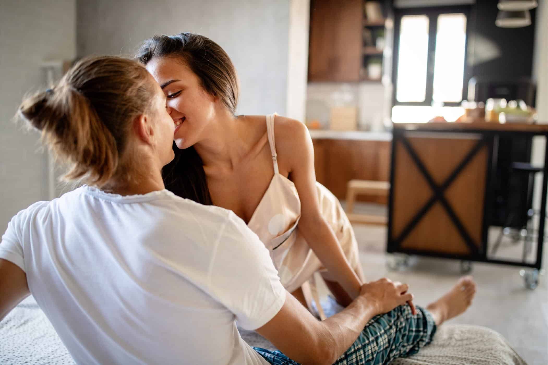 Cách chọn chất bôi trơn an toàn để thỏa sức vùng vẫy khi yêu