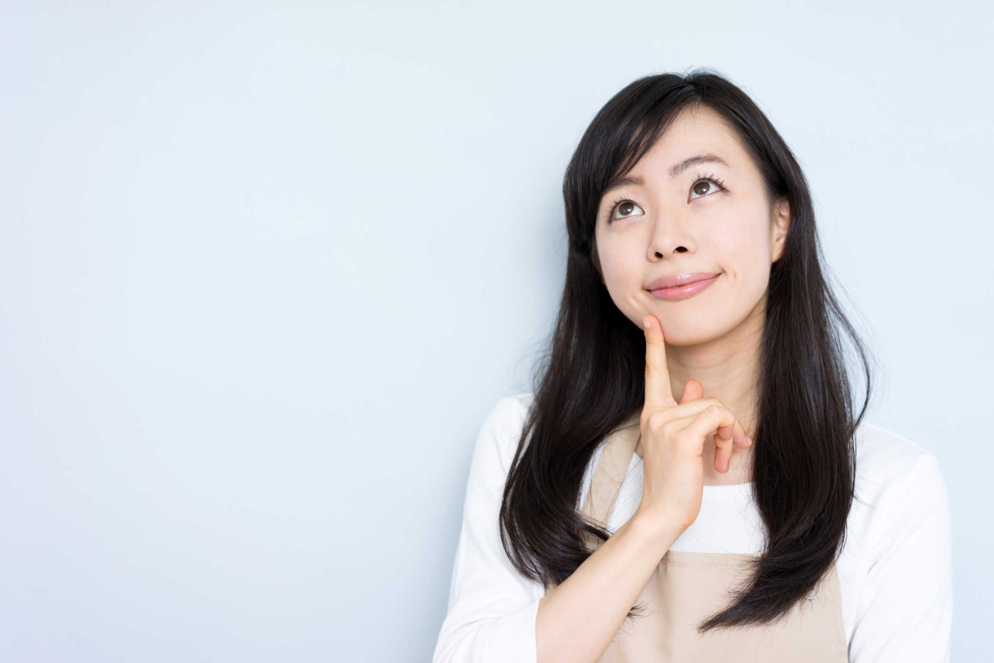 Nên chọn tiêu chuẩn vẻ đẹp theo phương Đông hay phương Tây?