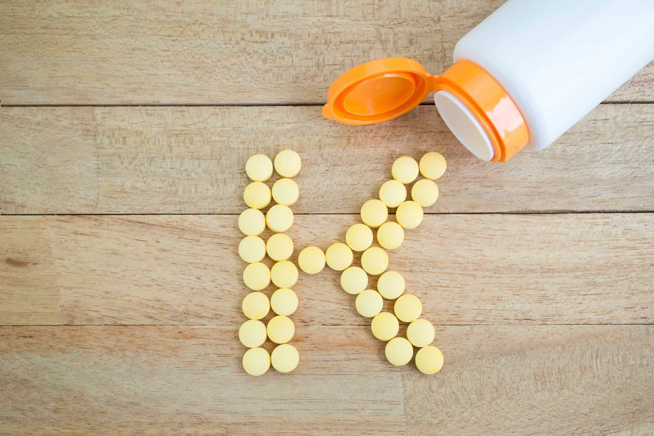 bat-ngo-voi-loi-ich-tuyet-voi-cua-vitamin-k2-p2