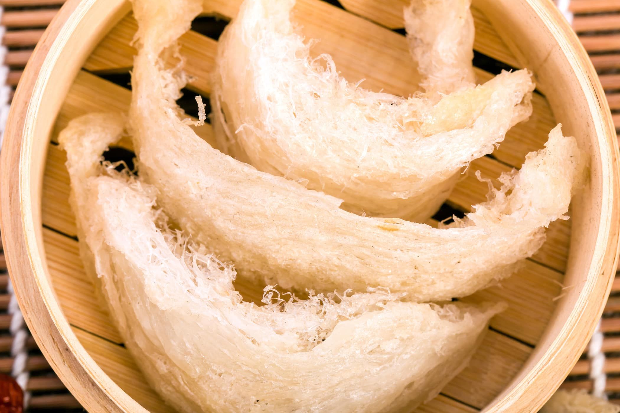 Tổ yến là nguồn dinh dưỡng tuyệt vời cho các mẹ