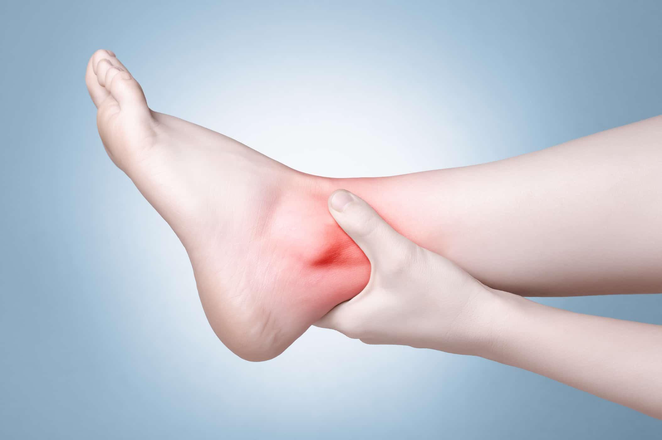 Đau chân – nguyên nhân và cách điều trị hiệu quả