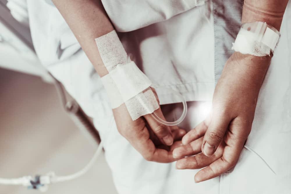 Bệnh cơ hội là gì? 5 loại bệnh nhiễm trùng cơ hội phổ biến do HIV