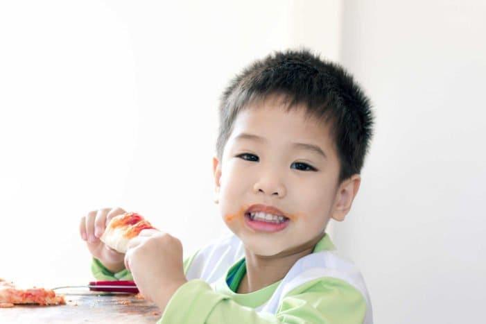 Duy trì cân nặng đúng chuẩn cho con