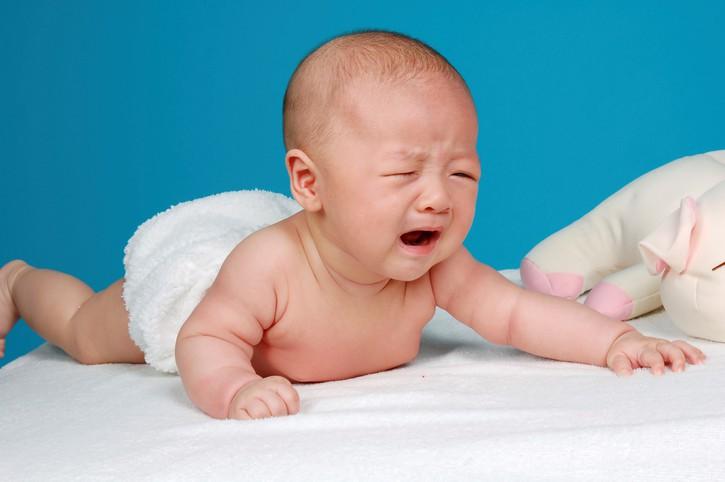 Phương pháp điều trị tật bàn chân vẹo cho trẻ