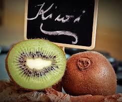 tac-dung-tuyet-voi-cua-qua-kiwi-cho-me-va-be
