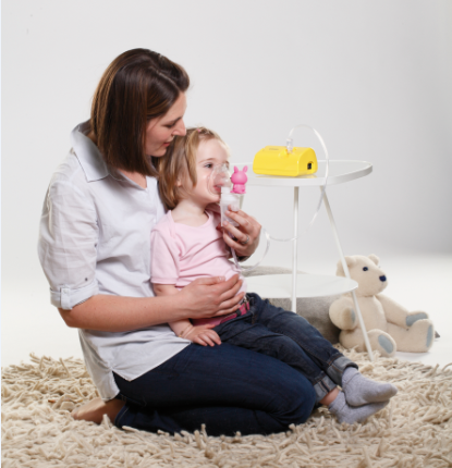 Trẻ sơ sinh thở khò khè là triệu chứng của bệnh gì?