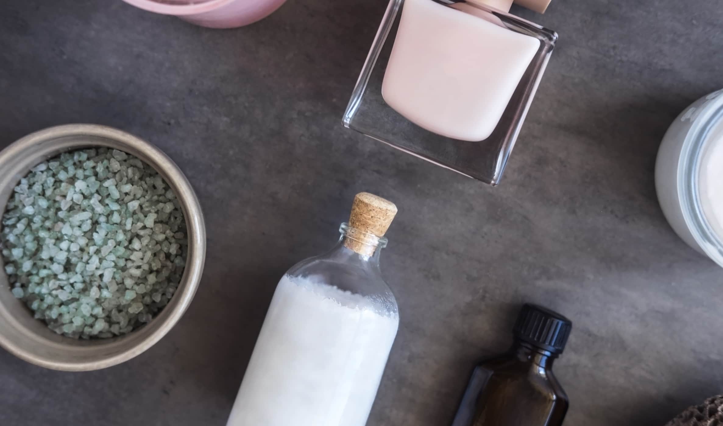 Cách tẩy tế bào chết tại nhà với các nguyên liệu tự nhiên