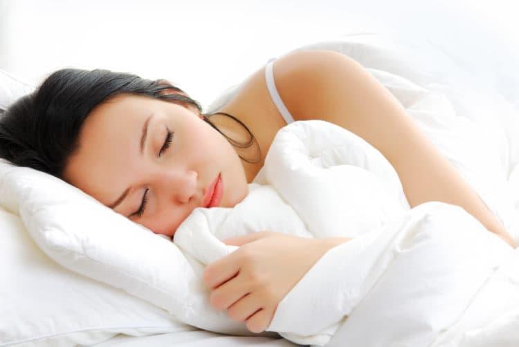 7 bí quyết giúp bạn có giấc ngủ ngon trong những tháng cuối của thai kỳ