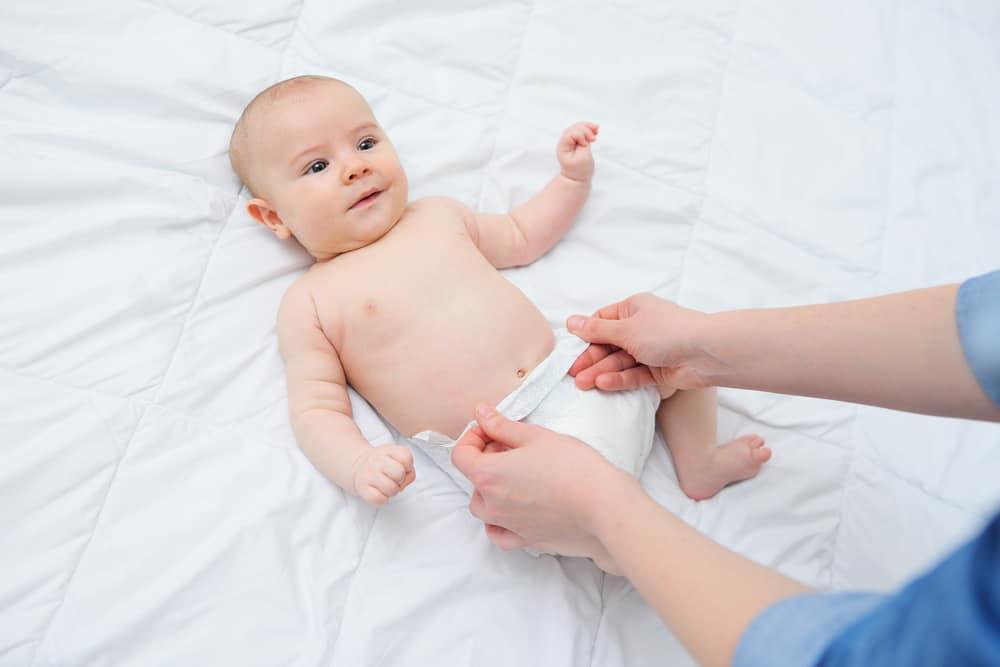 Phân trẻ sơ sinh: Theo dõi tình trạng phân của trẻ để chẩn đoán bệnh