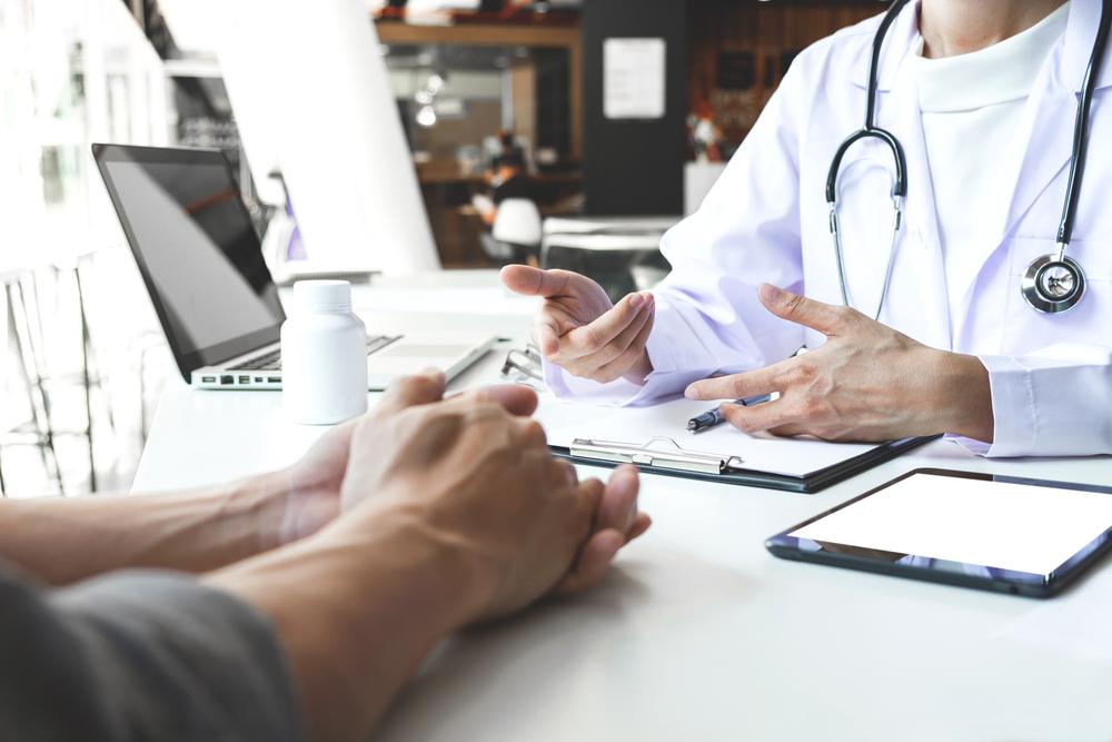 Viêm khớp dạng thấp có khả năng làm tổn thương mắt: Tìm hiểu ngay để kịp phòng ngừa