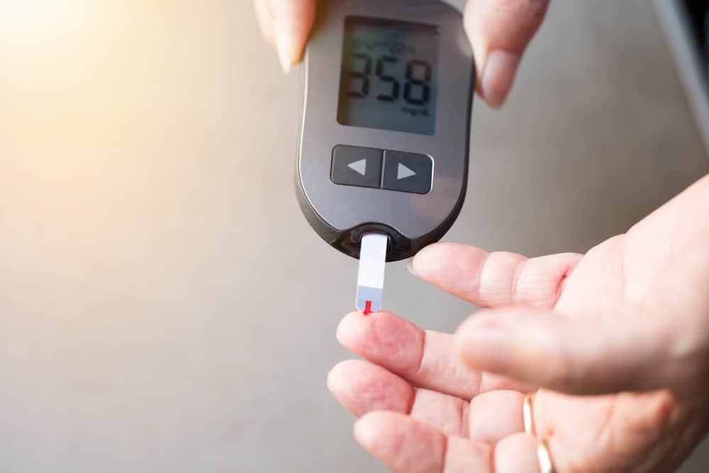 Triệu chứng tăng đường huyết là gì? Nguyên nhân đường huyết cao và cách trị