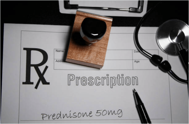 thuoc-prednisone-dieu-tri-hen-suyen