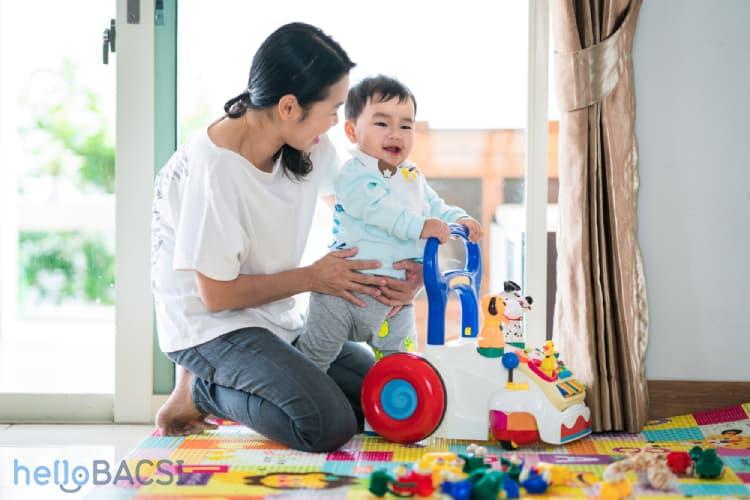 Xe tập đi cho bé có thật sự an toàn? Nên mua xe tập đi loại nào cho bé?