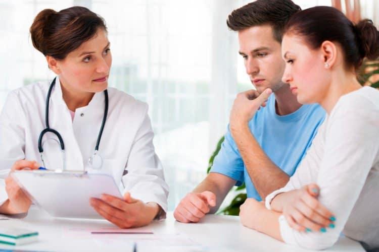 Khám sức khỏe trước khi kết hôn: 5 điều nhất định phải làm!