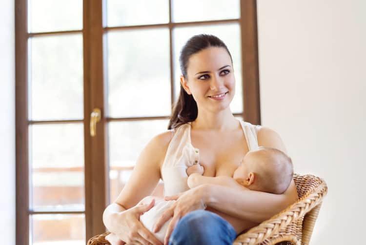 Giải đáp mối lo: Các vấn đề về ngực sau sinh có thể bạn quan tâm