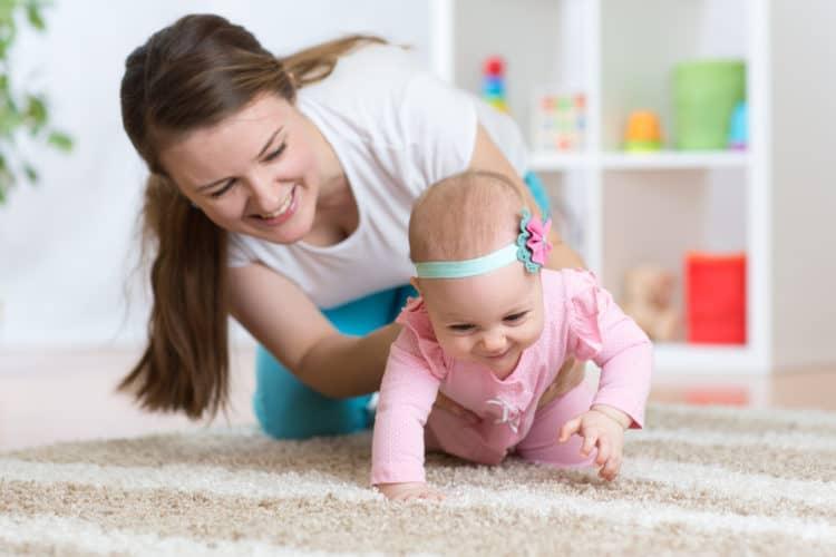 Não úng thủy ở trẻ sơ sinh: nguyên nhân, dấu hiệu và cách điều trị