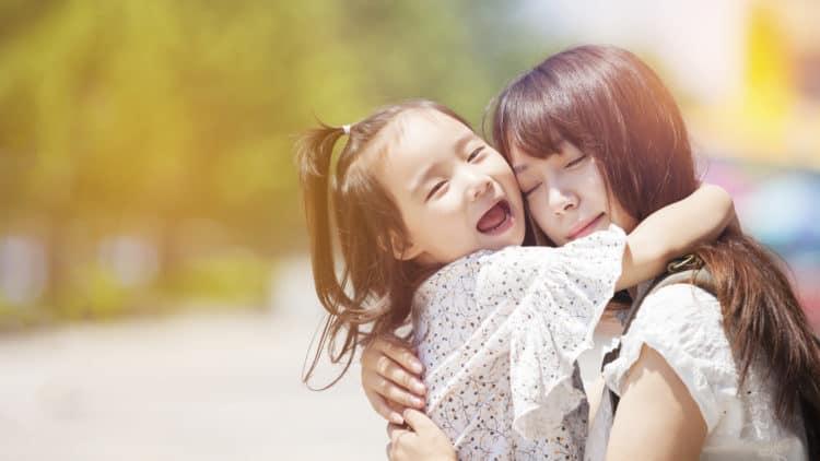 Mẹo xác định tính cách của con từ khi còn bé