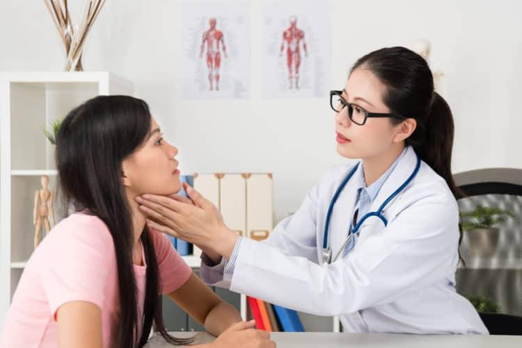 Cường giáp và suy giáp khác nhau thế nào?