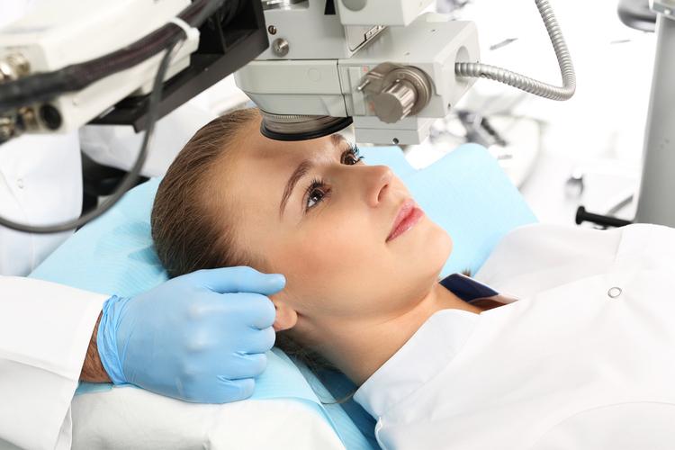 phau-thuat-mat-lasik