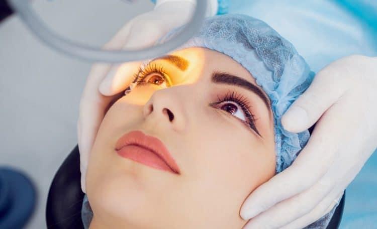 cham-soc-mat-sau-phau-thuat-lasik
