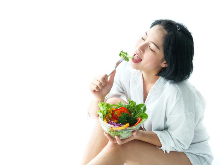 9 loại thức ăn vặt ban đêm vừa thỏa mãn cơn đói, vừa không tăng cân