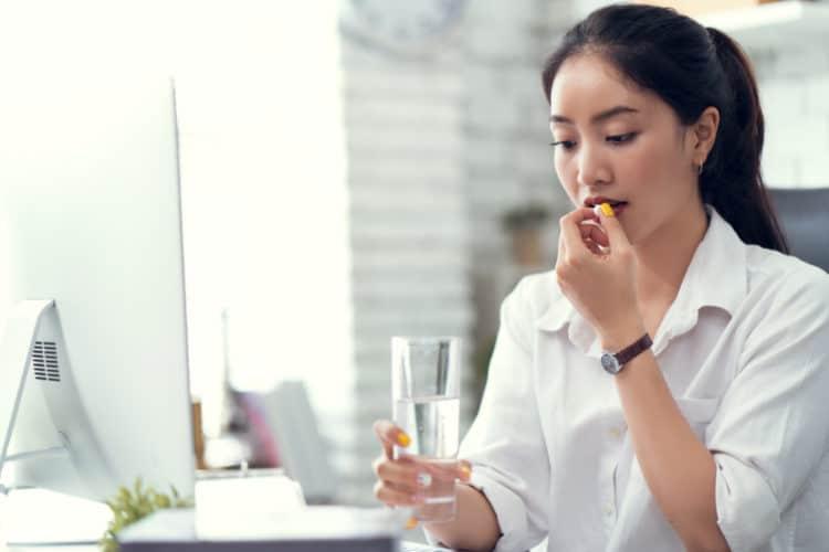 Những điều bạn nên biết khi dùng thuốc chống viêm giảm phù nề