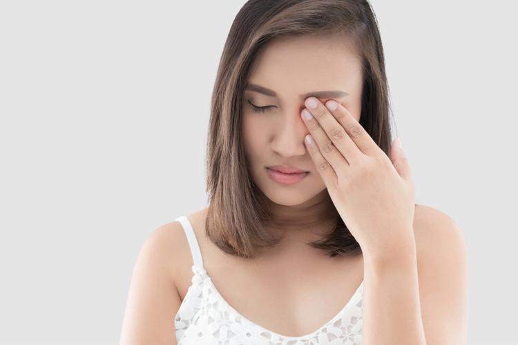 Vỡ xương hốc mắt