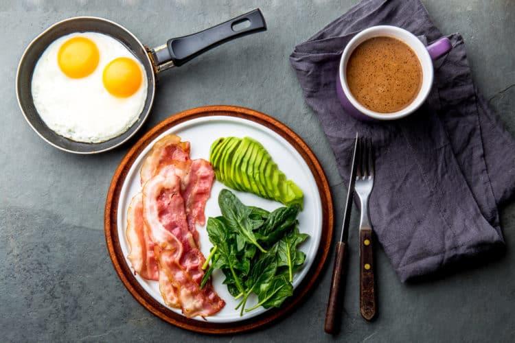 an-kieng-theo-che-do-low-carb