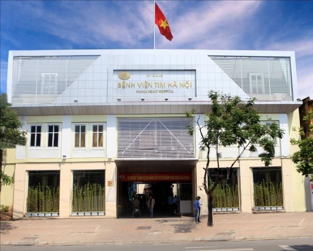 kham-chua-benh-o-benh-vien-tim-ha-noi