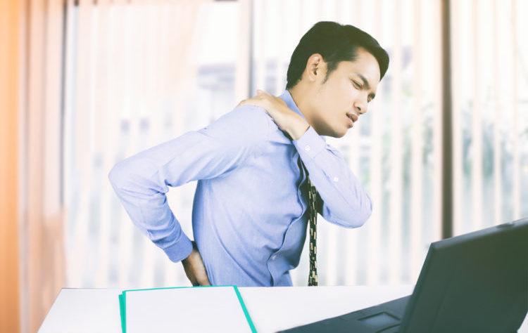 Cách điều trị bệnh đau lưng ở nam giới