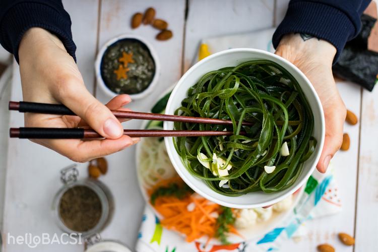 Bác sĩ sản khoa chỉ ra 5 lợi ích khi bà bầu ăn rong biển và lưu ý cần biết