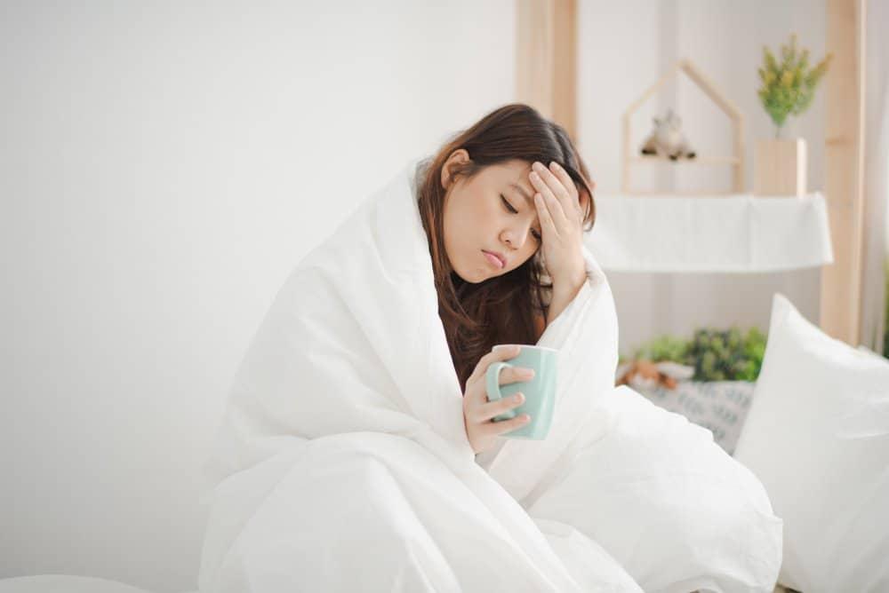 Sốt phát ban ở người lớn có lây không? Làm sao để nhận biết và điều trị?