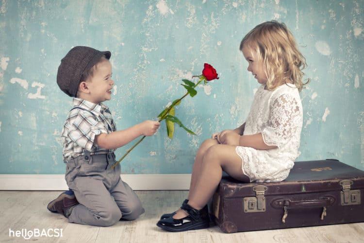 7 lý do tại sao bạn không thể quên tình yêu đầu tiên