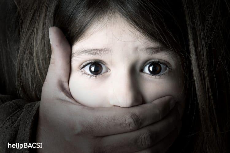 Gaslight là gì mà khiến bạn bị thao túng tâm lý?