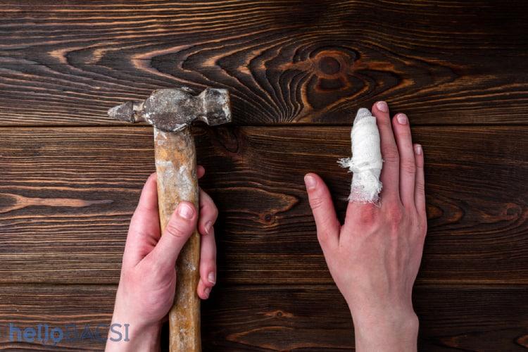 Gãy xương ngón tay