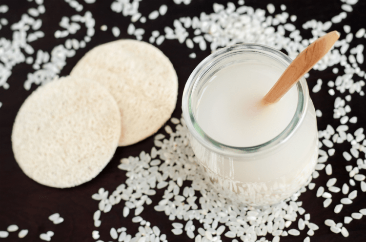 Cách rửa mặt bằng nước vo gạo để có làn da trắng tự nhiên