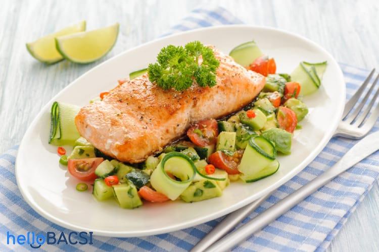 Bà bầu ăn cá hồi được không? Lời khuyên giúp mẹ bầu ăn cá an toàn