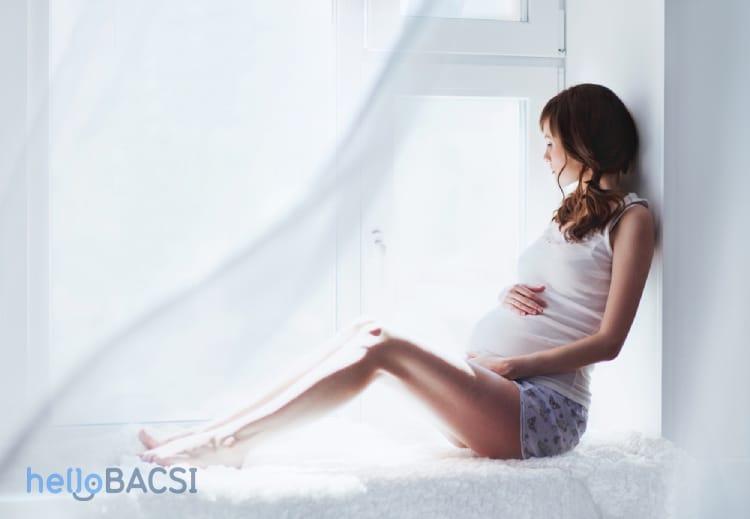 Bà bầu bị thủy đậu ảnh hưởng đến em bé như thế nào?