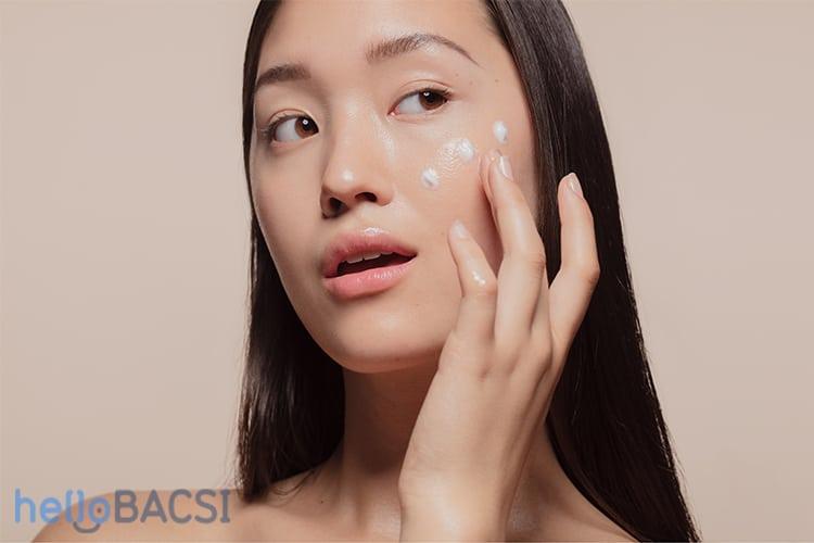 9-loi-khi-dung-kem-duong