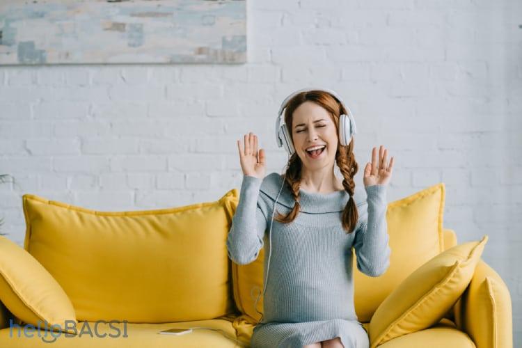 Bà bầu bị ù tai khi mang thai có sao không? Nguyên nhân và cách xử lý