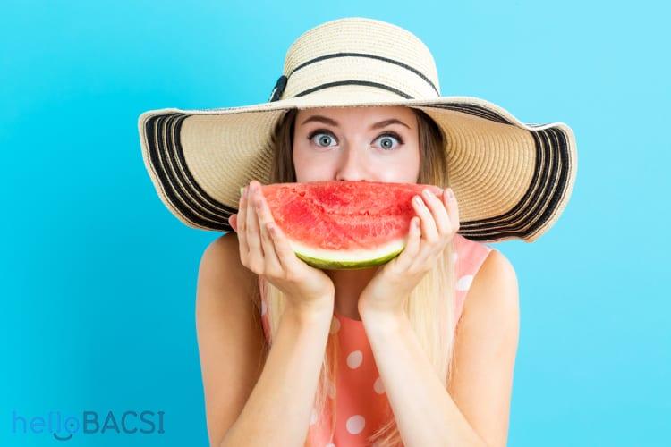 Bà bầu ăn dưa hấu: Giảm táo bón, ngừa khó tiêu