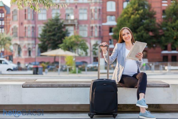 Mẹ bầu di chuyển bằng tàu thủy có an toàn? Những điều mẹ cần biết