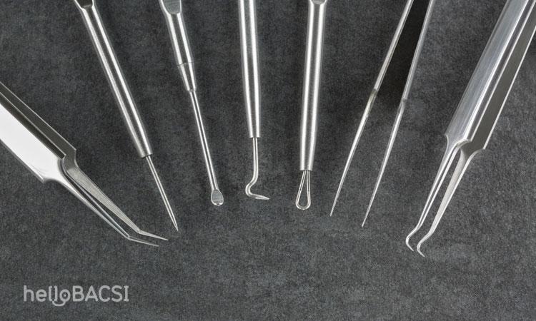 Dụng cụ nặn mụn và cách nặn mụn an toàn tại nhà