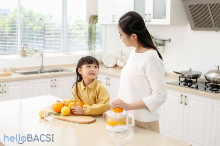 10 tác dụng của cam đối với sức khỏe trẻ nhỏ: Trẻ uống hàng ngày liệu có tốt?