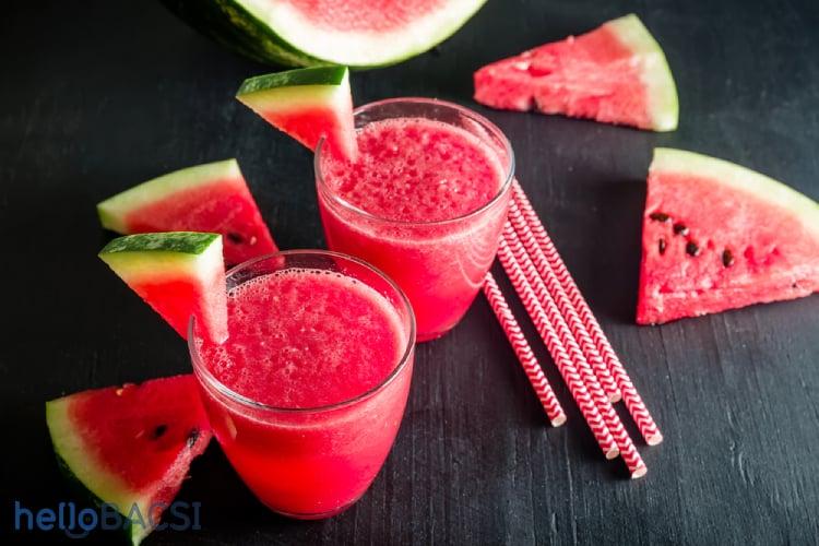 Trẻ bị tay chân miệng nên ăn gì và kiêng ăn gì để mau khỏi bệnh?