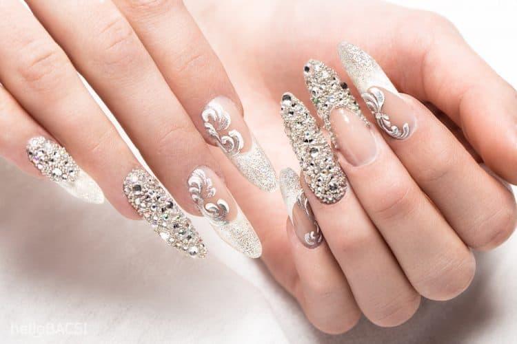 Đắp móng tay giả: Đẹp thoáng chốc mà nguy cơ nhiễm trùng rất cao!